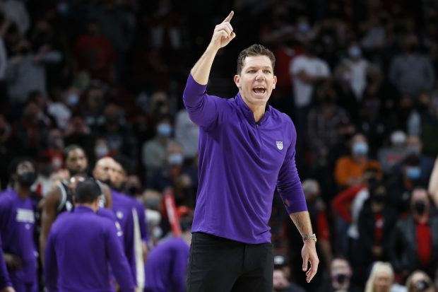 PORTLAND, OREGON - OCTOBER 20: Head coach Luke Walton of the Sacramento Kings in action against the Portland Trail Blazers during the fourth quarter at Moda Center on October 20, 2021 in Portland, Oregon. NOTE TO USER: User expressly acknowledges and agrees that, by downloading and or using this photograph, User is consenting to the terms and conditions of the Getty Images License Agreement.